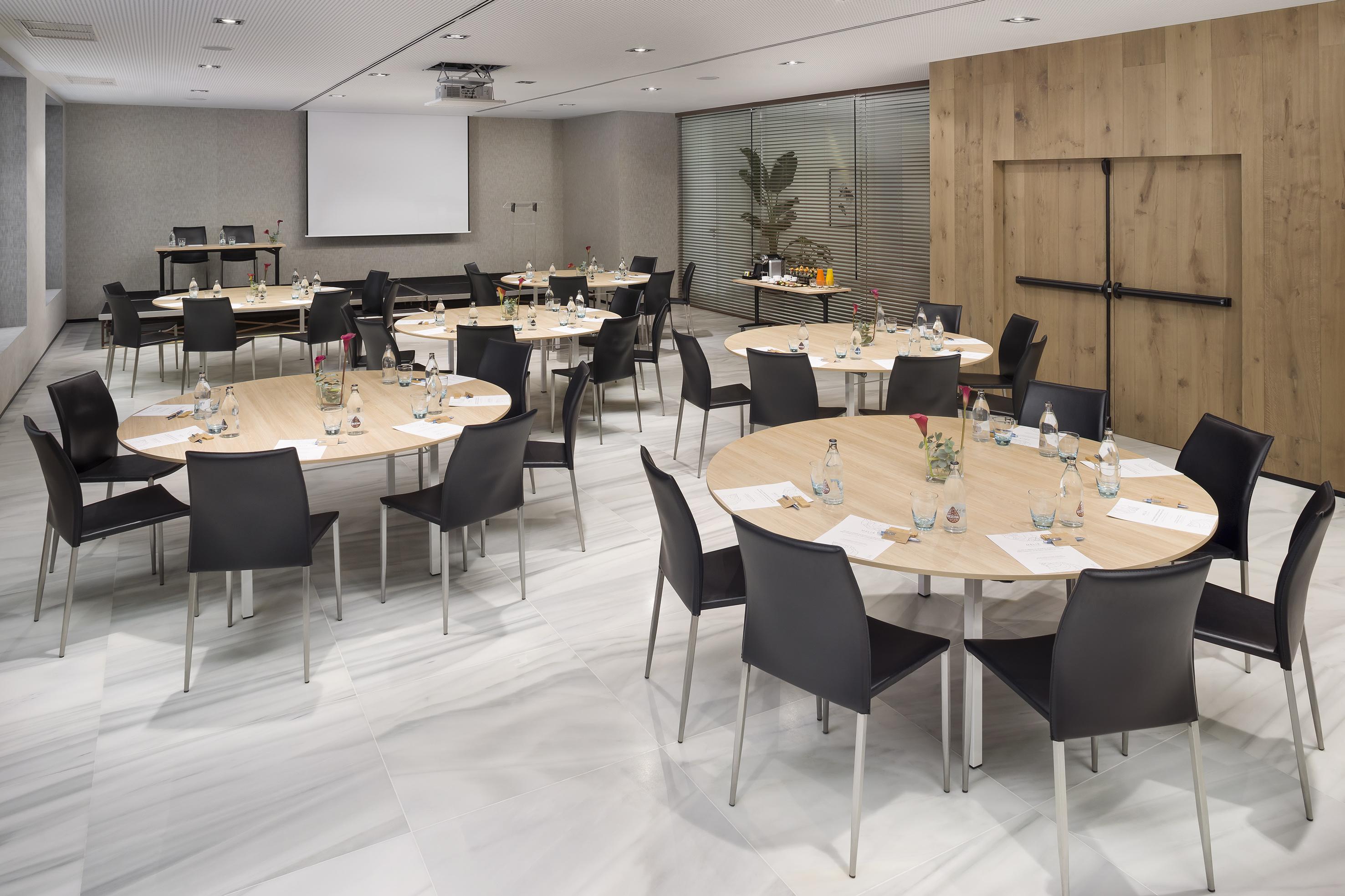 Melia Madrid Serrano Exterior photo