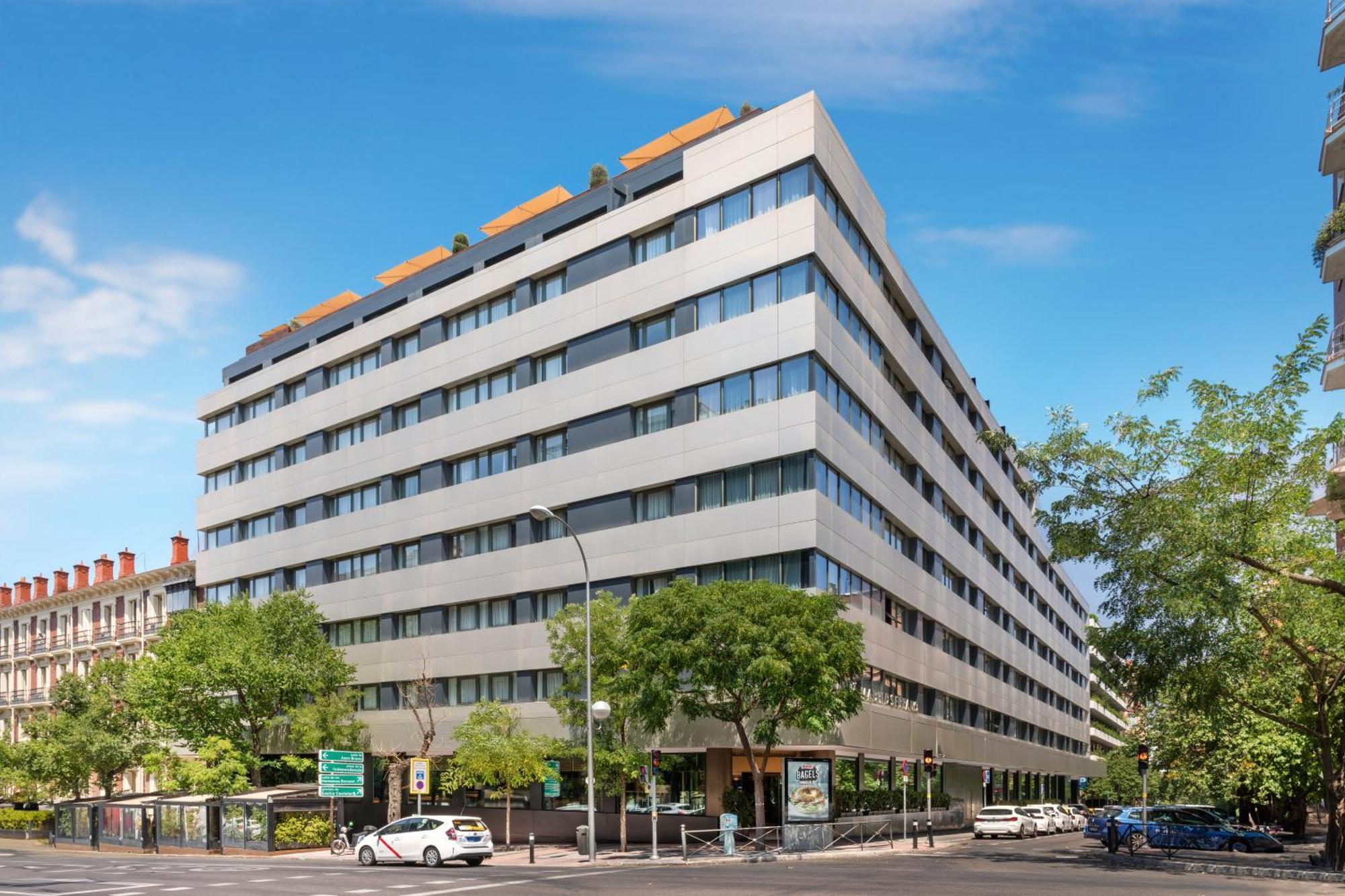 Melia Madrid Serrano Exterior photo